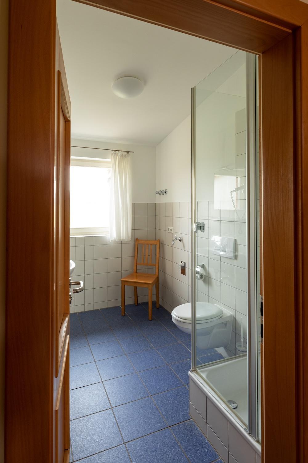 Creuzburg Biohotel Stiftsgut Wilhelmsgluecksbrunn מראה חיצוני תמונה